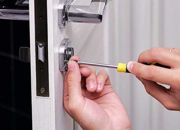 Mauris fermentum dictum magna. Lorem ipsum dolor sit amet, consectetuer adipiscing elit. Mauris fermentum dictum magna. Sed laoreet aliquam leo. Ut tellus dolor, dapibus eget.